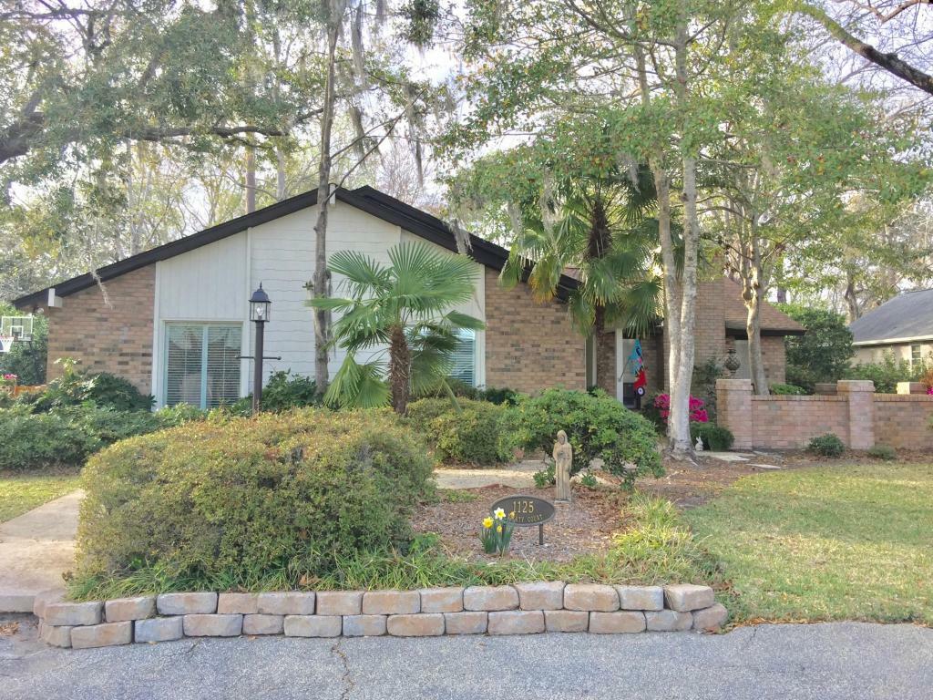 Property Photo: 1125 Liberty Court SC 29464