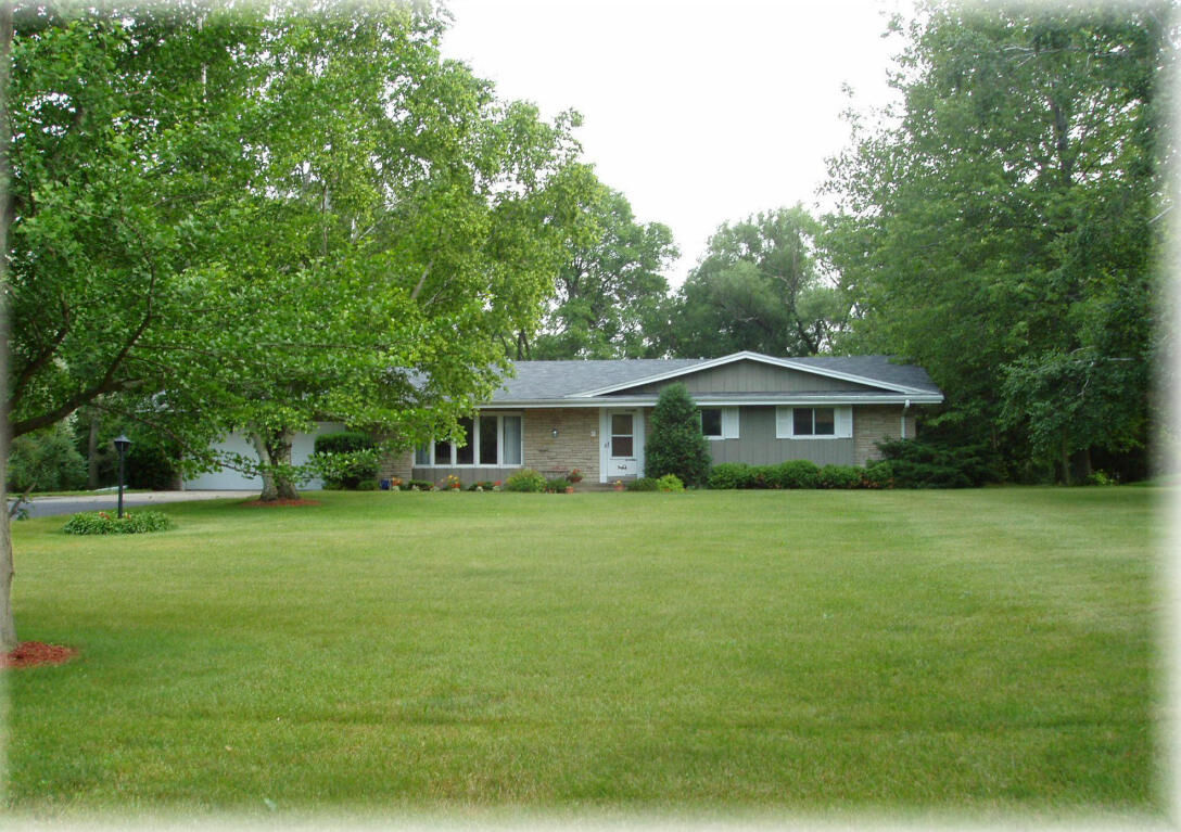 Property Photo: 4617 Bluffside Dr WI 53402-9788