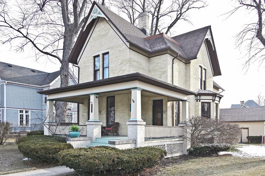 Property Photo:  1753 College Ave  WI 53403-2749 