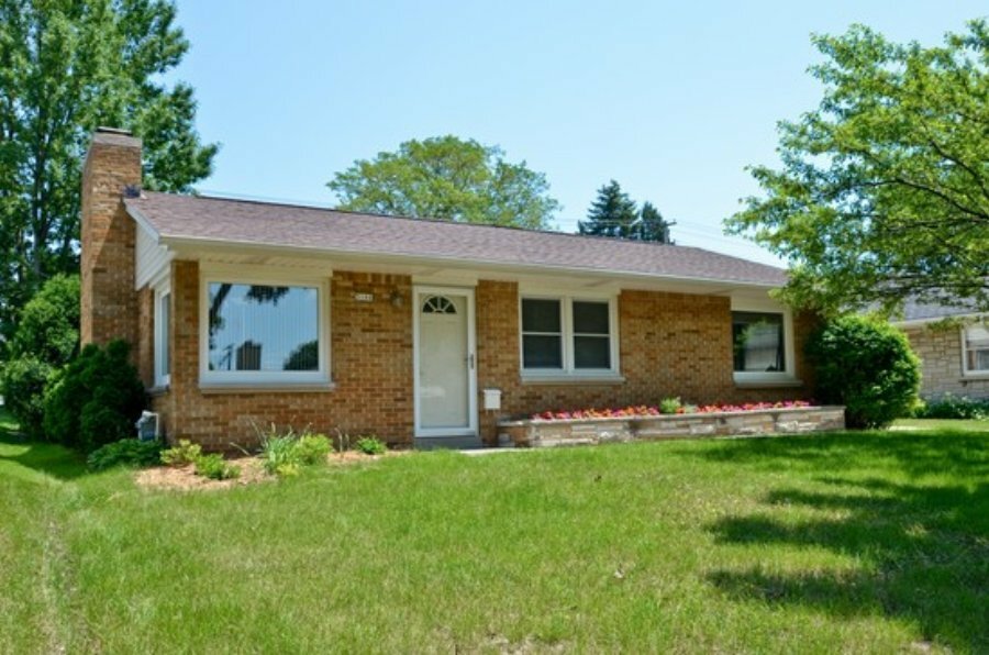 Property Photo: 3166 N 95th St WI 53222