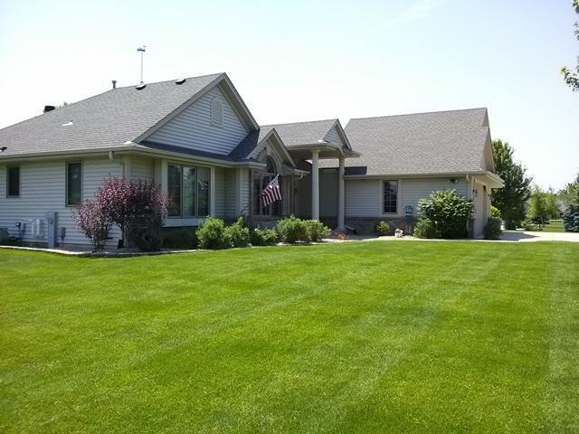 Property Photo:  4938 Riverside Rd  WI 53185-3330 