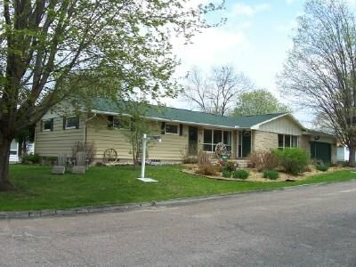 Property Photo:  401 S Viking  WI 54623 