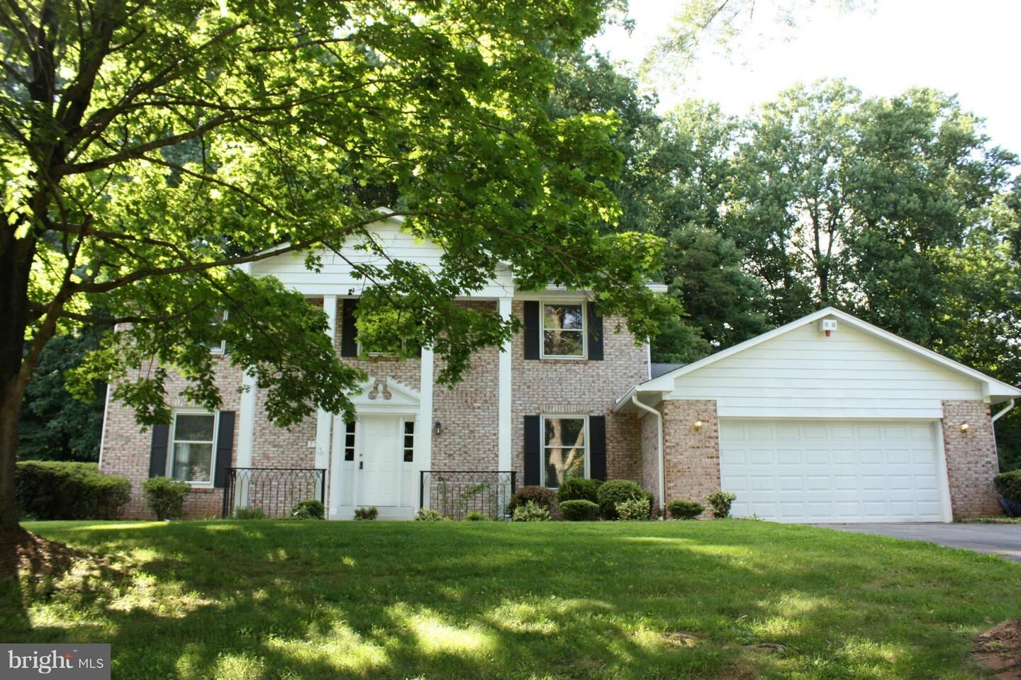 Property Photo:  733 Ridge Drive  VA 22101 