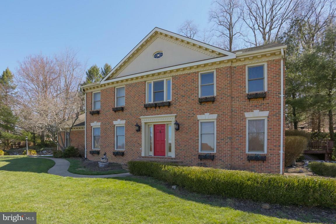 Property Photo:  805 Aylesbury Drive  PA 17601 