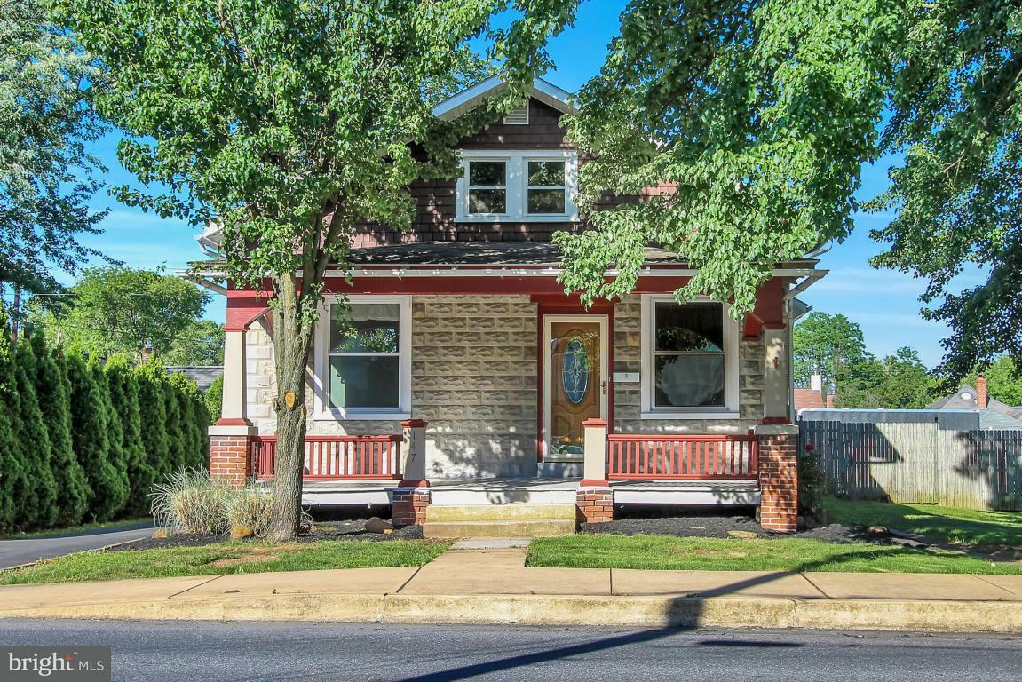 Property Photo: 147 N Spruce Street PA 17022