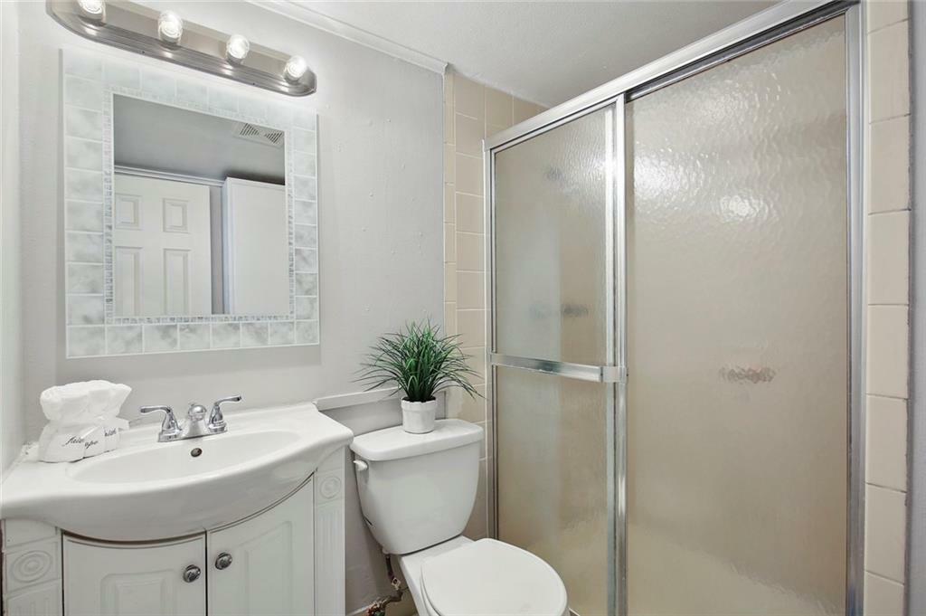 Property Photo: 450 Birchwood Drive TX 75043