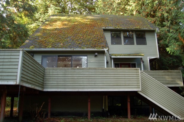 Property Photo: 567 W Lake Samish Dr WA 98229