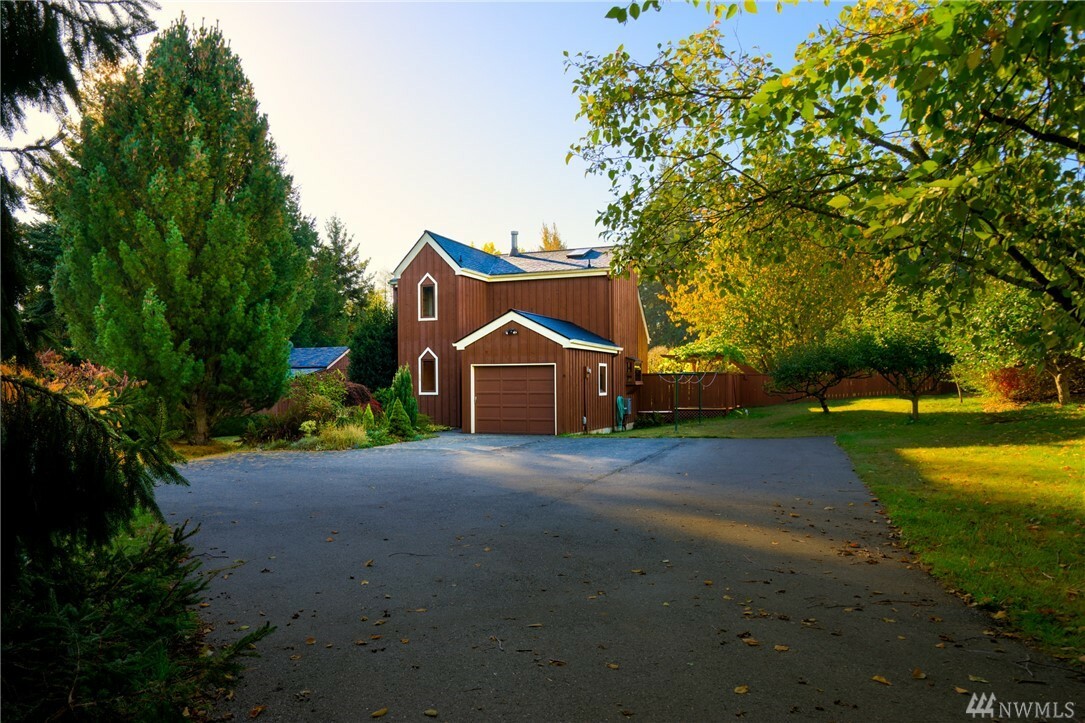 Property Photo: 509 Haddon Rd WA 98221