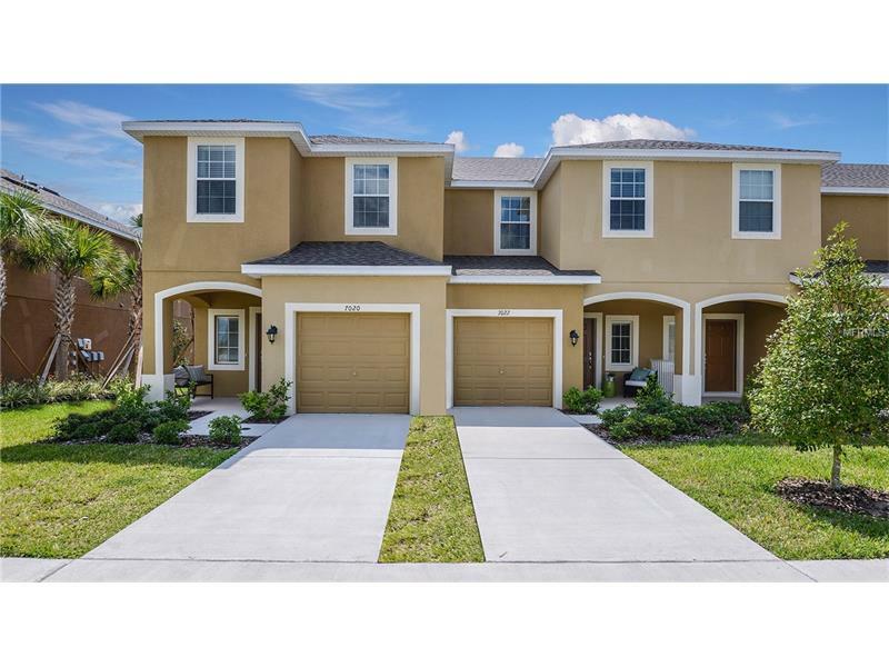 Property Photo: 7011 Woodchase Glen Drive 5-7 FL 33578