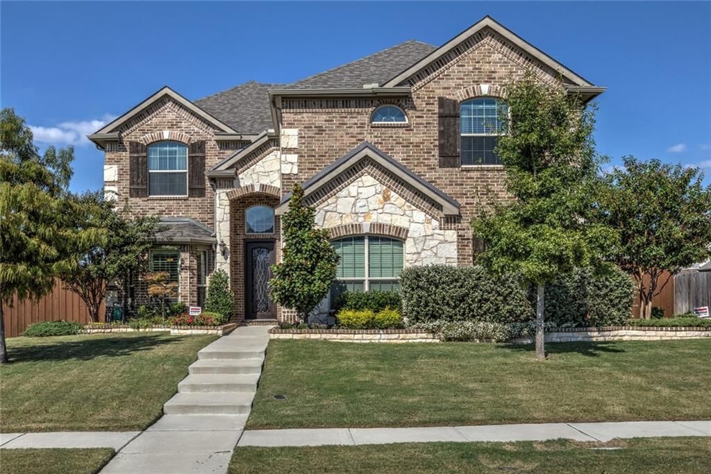 Property Photo:  505 Windy Knoll Drive  TX 75094 