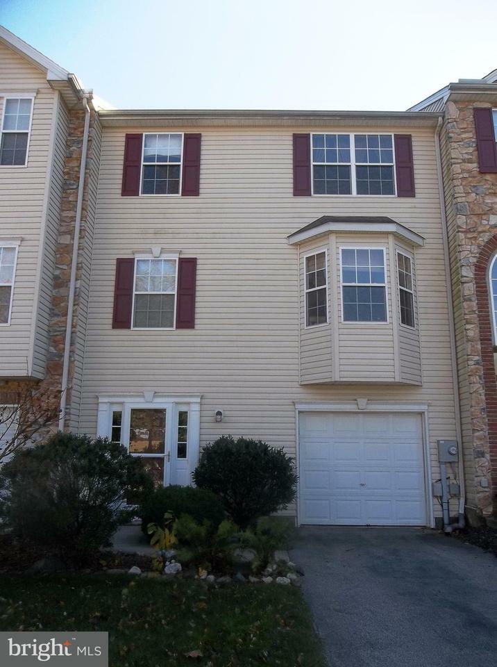 Property Photo:  16869 Roosevelt Lane  PA 17361 