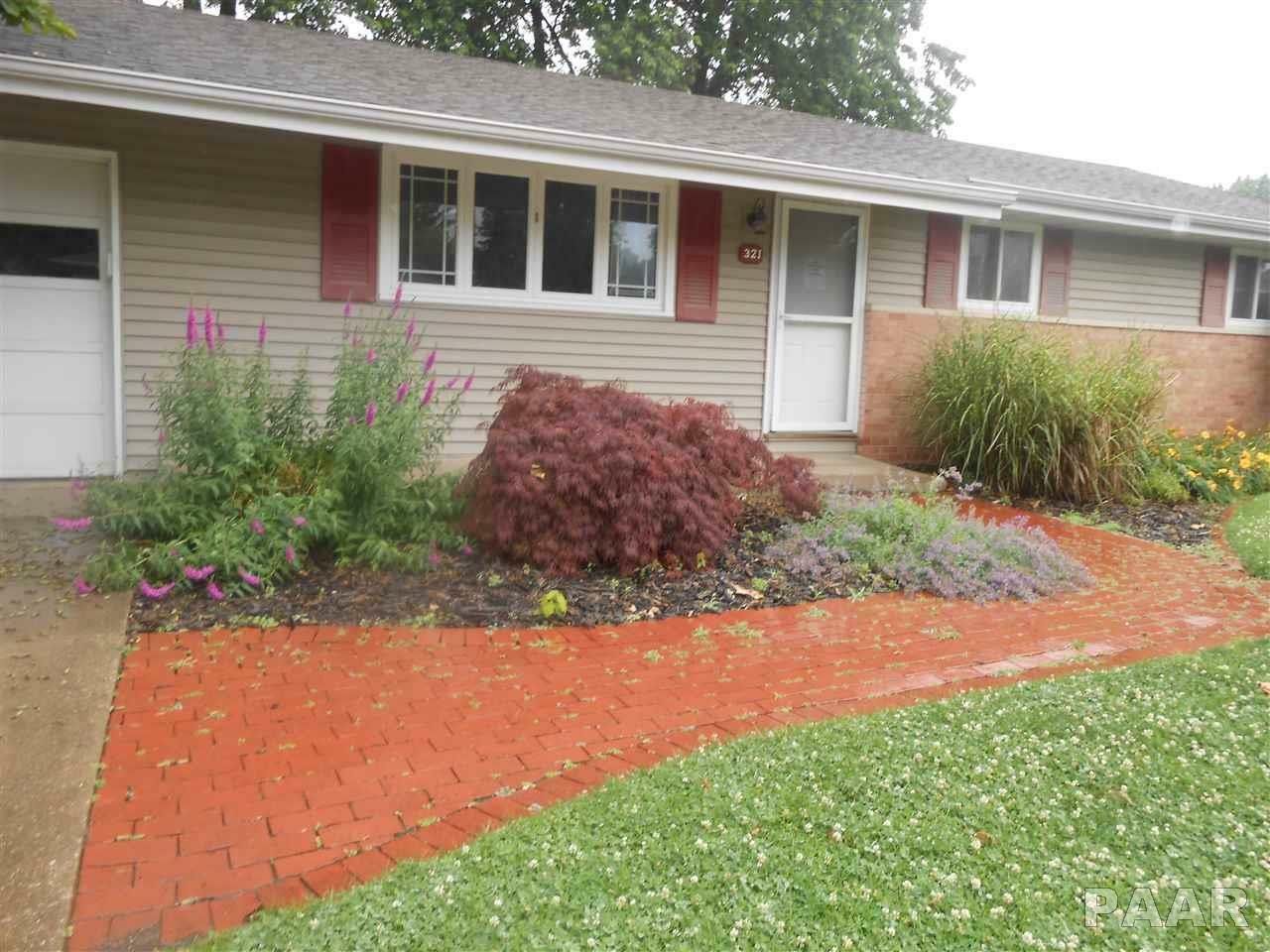 Property Photo:  321 Paris  IL 61550 