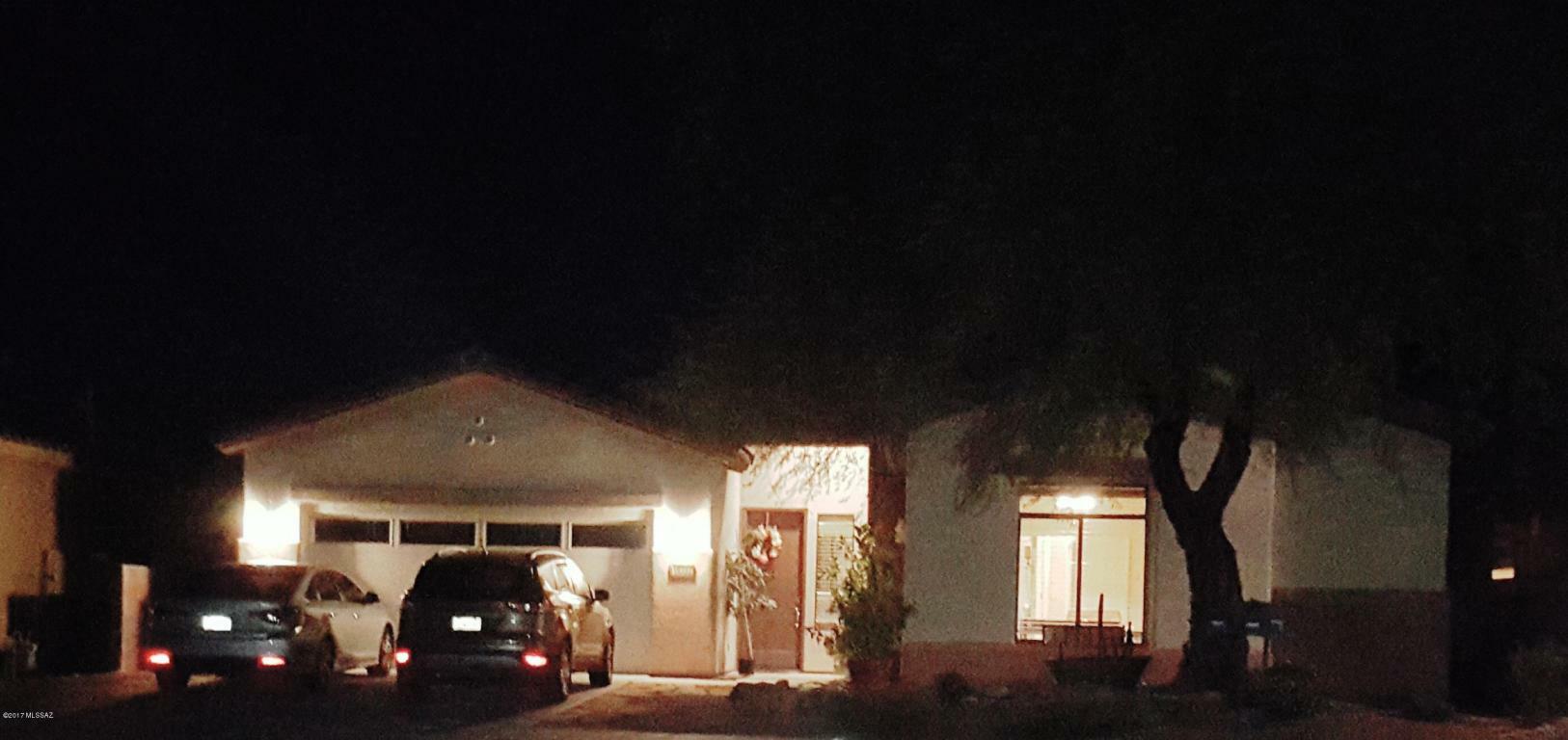 Property Photo: 13271 N High Hawk Drive AZ 85658