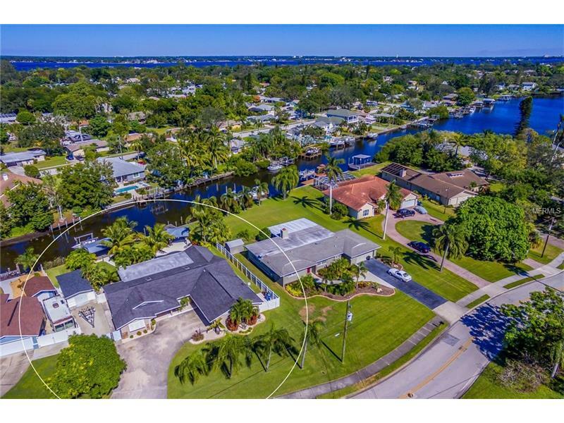Property Photo: 7008 7th Avenue Boulevard NW FL 34209