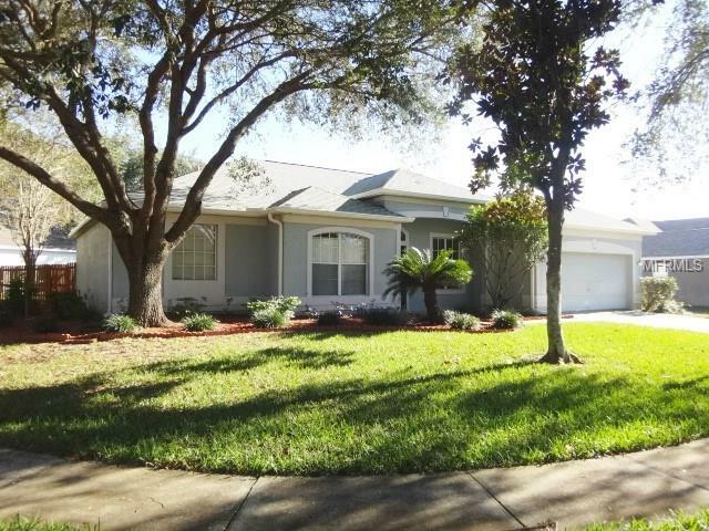 Property Photo:  2209 Longmore Circle  FL 33596 