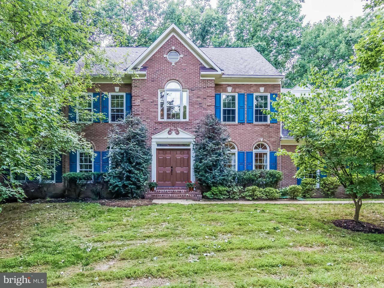 Property Photo:  10410 Oakton Hills Court W  VA 22124 