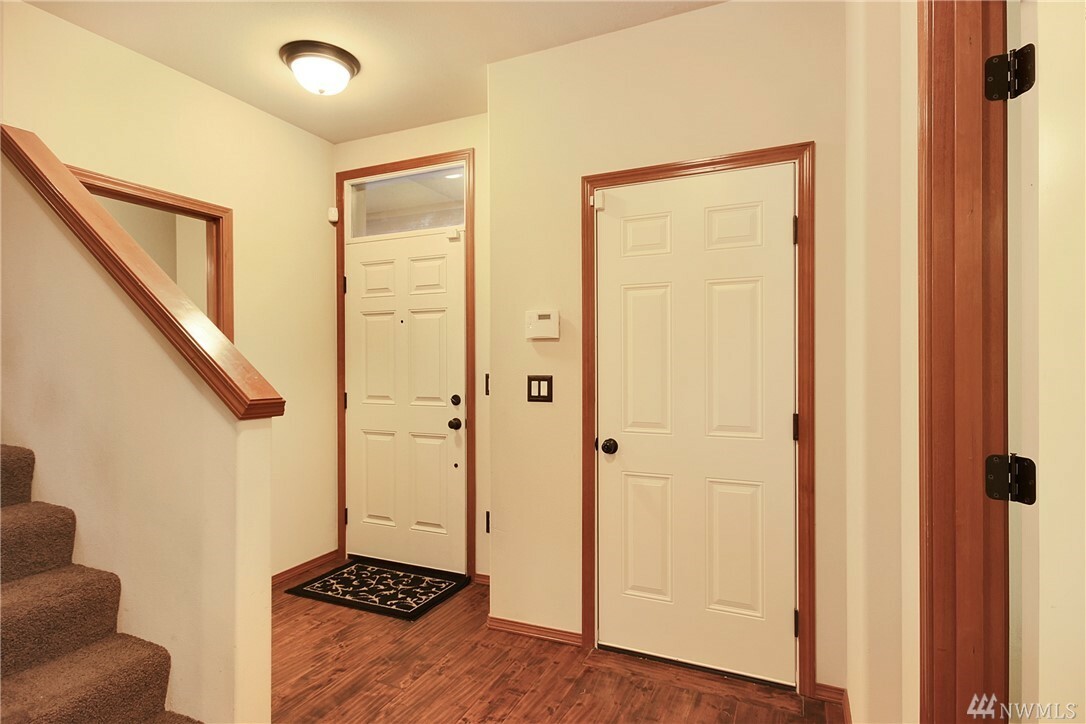 Property Photo: 26121 171st Place SE WA 98042