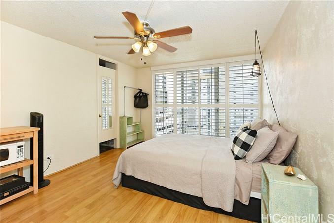 Property Photo:  441 Lewers Street 803  HI 96815 