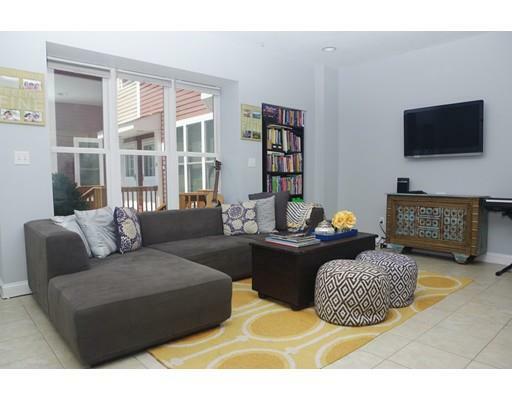 Property Photo: 910 Saratoga St 12 MA 02128