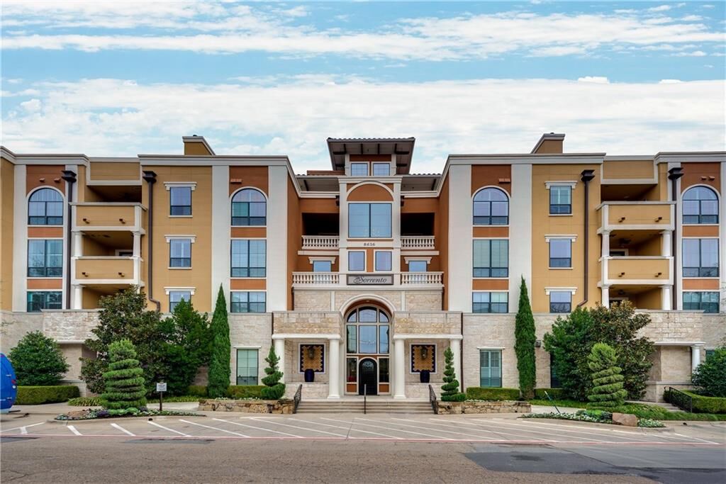 Property Photo:  8616 Turtle Creek Boulevard 319  TX 75225 