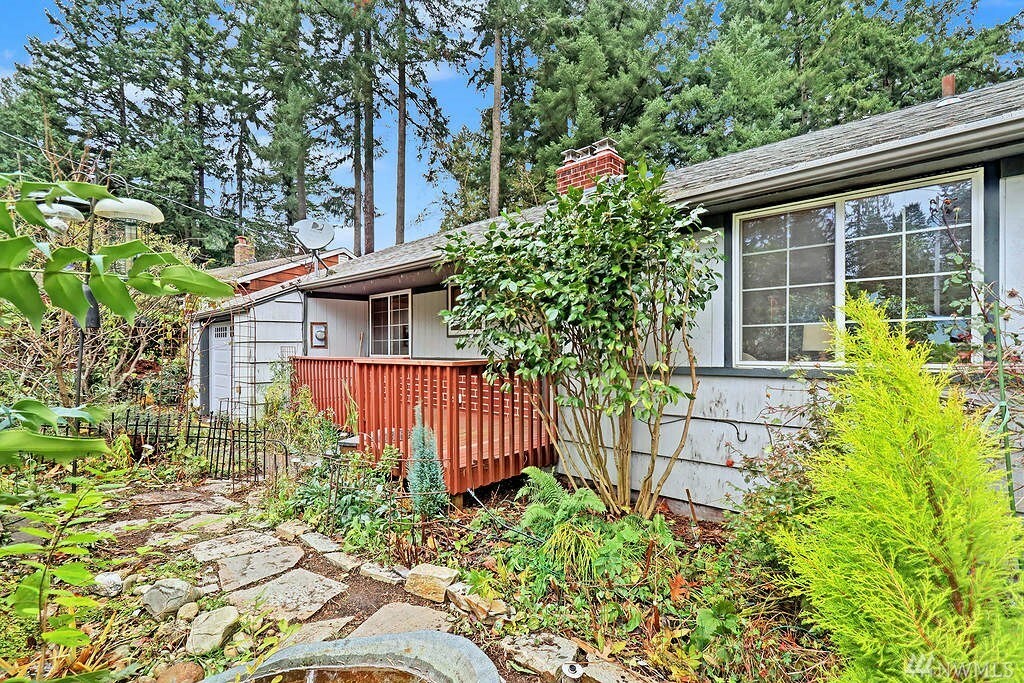 Property Photo:  2830 NE 187th St  WA 98155 