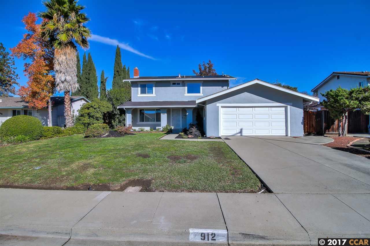 Property Photo: 912 Getoun Dr CA 94518