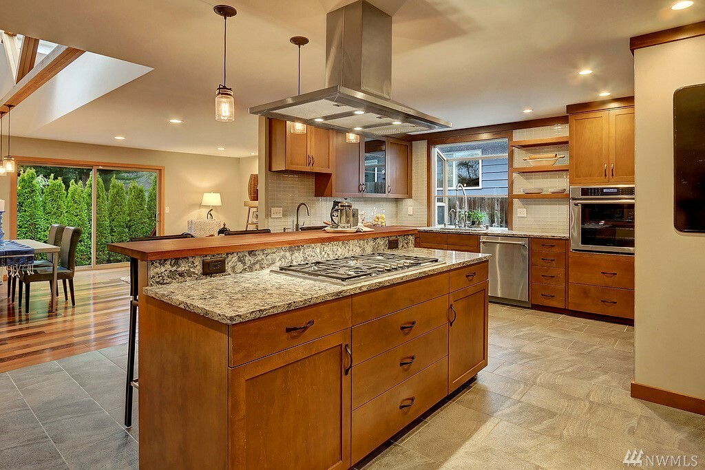 Property Photo:  14711 114th Ave NE  WA 98034 