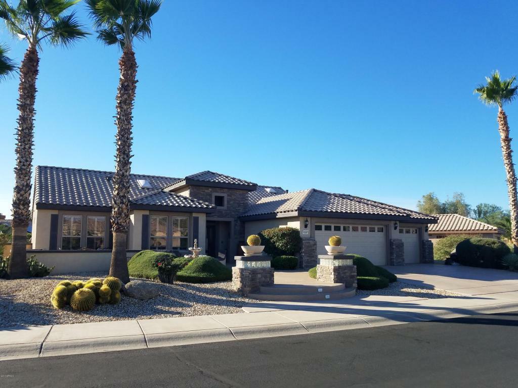 Property Photo:  15267 W Pinehurst Lane  AZ 85374 