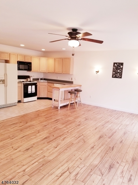 3 Magnolia Ln  Hardyston Twp. NJ 07419 photo
