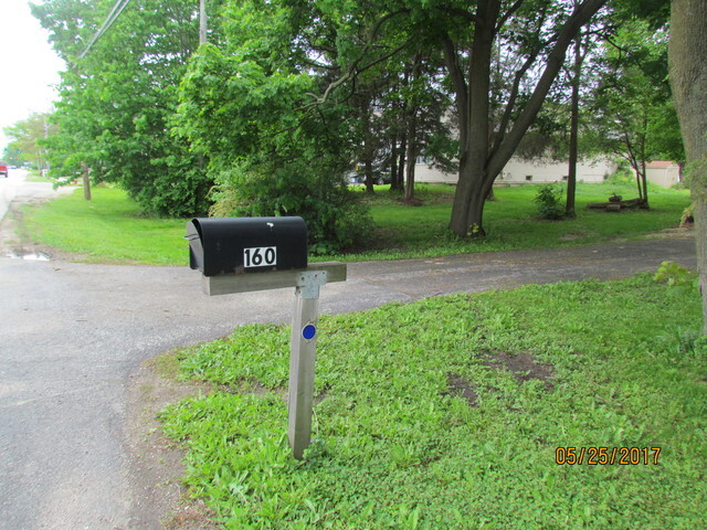 Property Photo: 160 East River Road IL 60016
