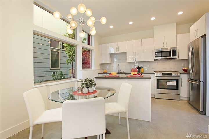 Property Photo:  1515 Sturgus Ave S B  WA 98144 