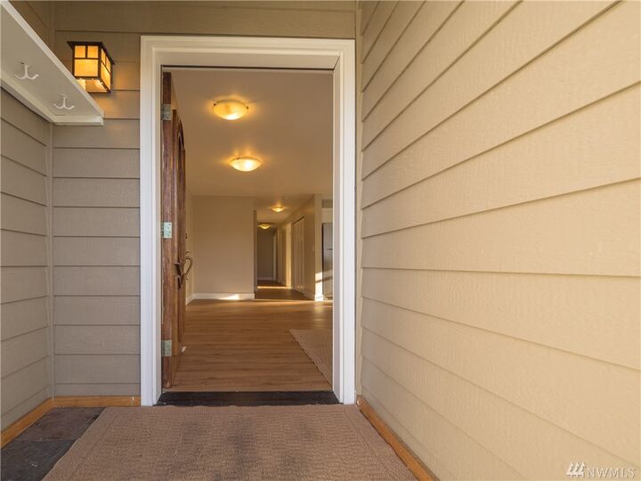 Property Photo: 18612 Vaughn Milton Lp WA 98370