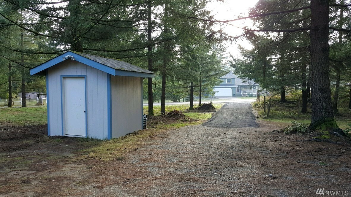 Property Photo:  16711 150th St Kpn  WA 98329 