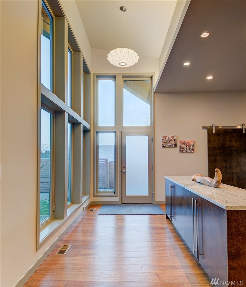 Property Photo: 5109 SW Olga St WA 98116