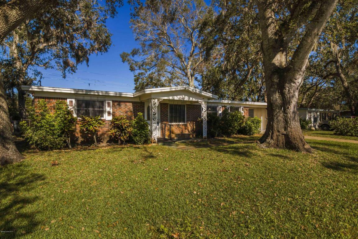 Property Photo:  1740 N Lilac Circle  FL 32796 