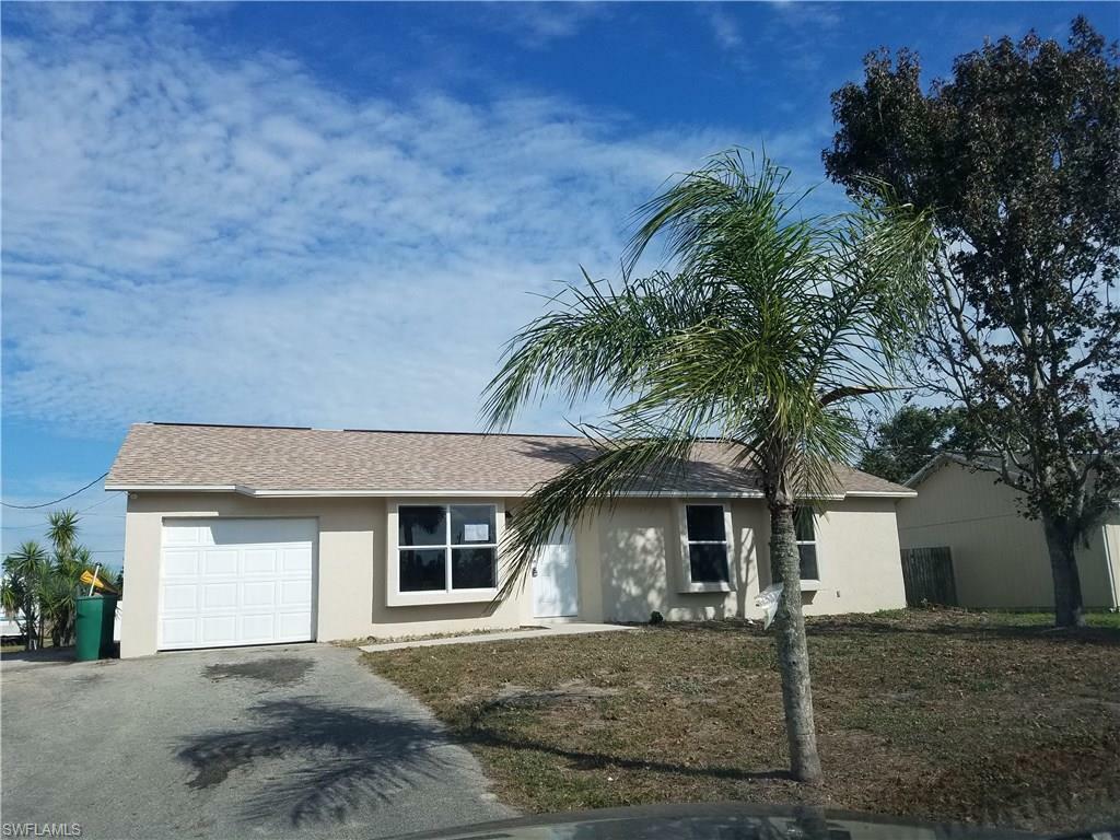 Property Photo:  2090 Hunter Blvd  FL 34116 