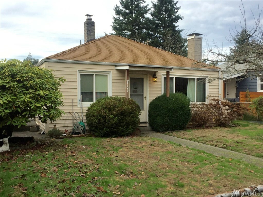 Property Photo:  8153 34th Ave SW  WA 98126 