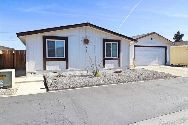 Property Photo:  21621 Sandia Rd. 73  CA 92308 