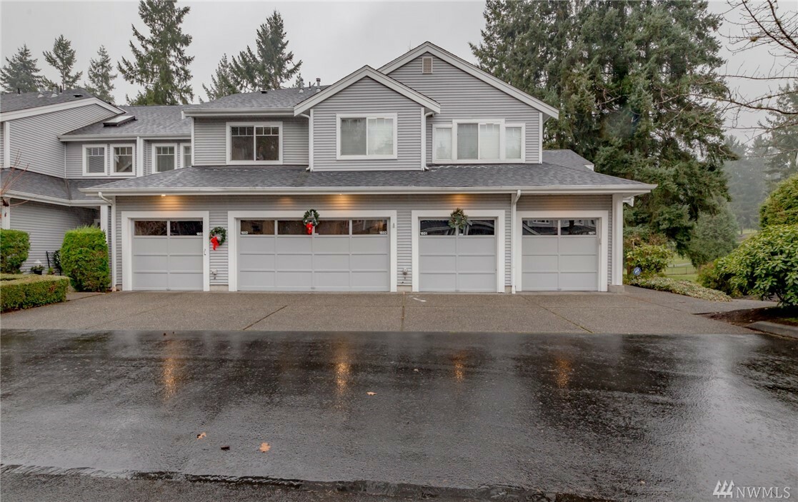 Property Photo:  4714 Fairwood Blvd NE 1602  WA 98422 