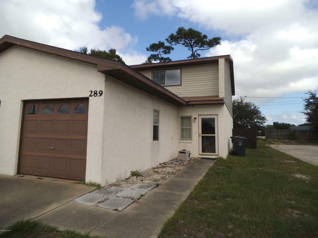 Property Photo:  289 E Towne Place 289  FL 32796 