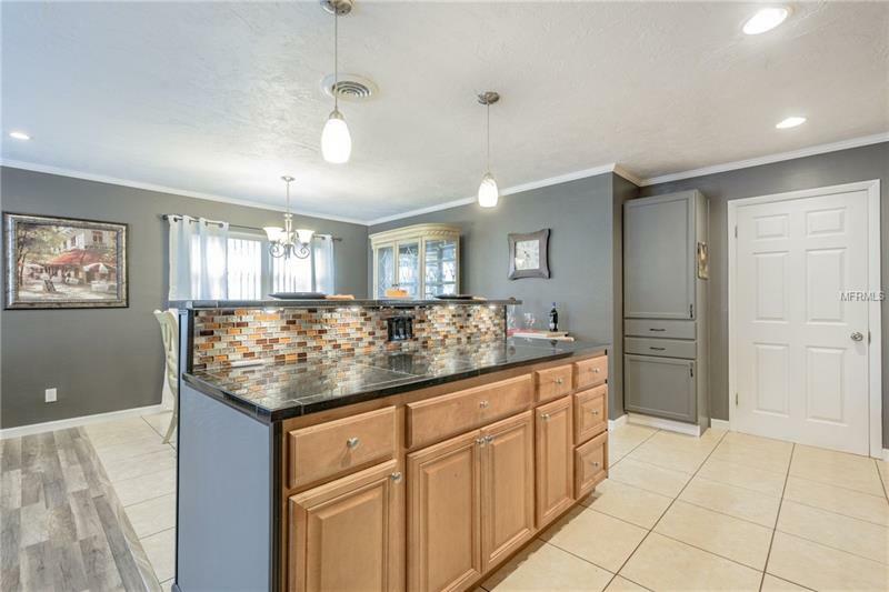 Property Photo: 6628 11th Avenue N FL 33710