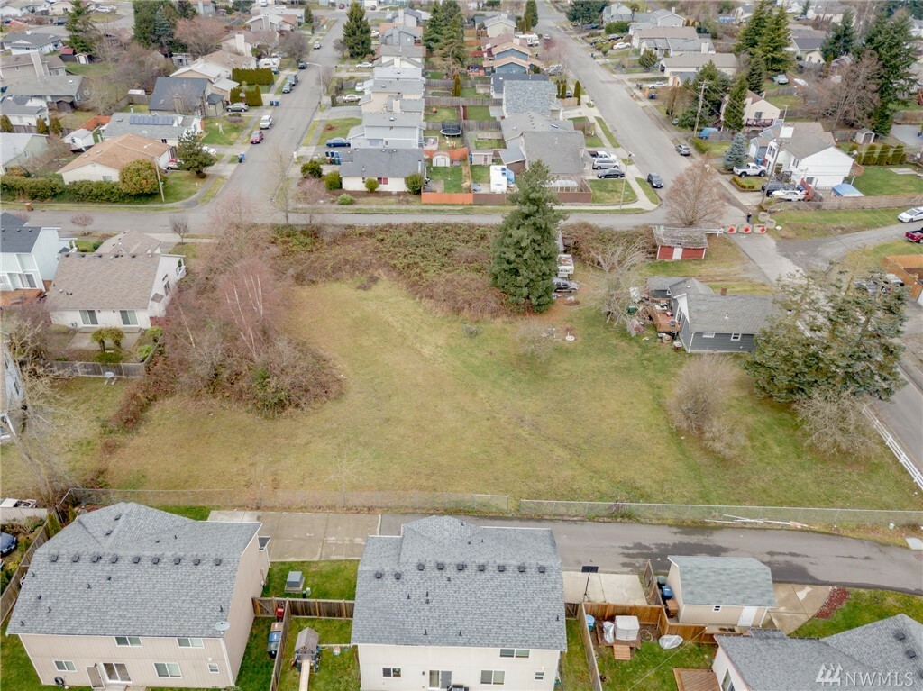 Property Photo:  2940 57th Ave NE  WA 98422 