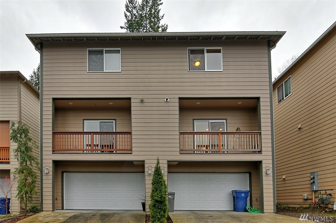 Property Photo:  505 E Division St A  WA 98223 