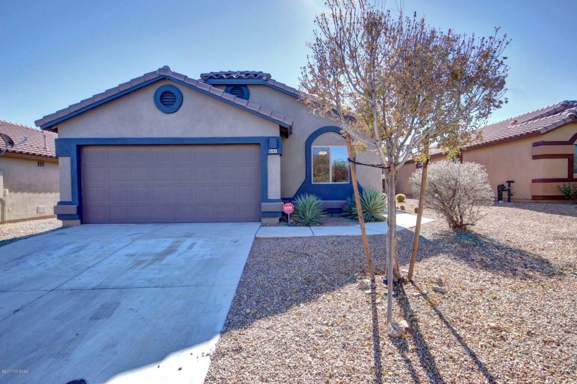 Property Photo:  641 W Calle Tolmo  AZ 85629 