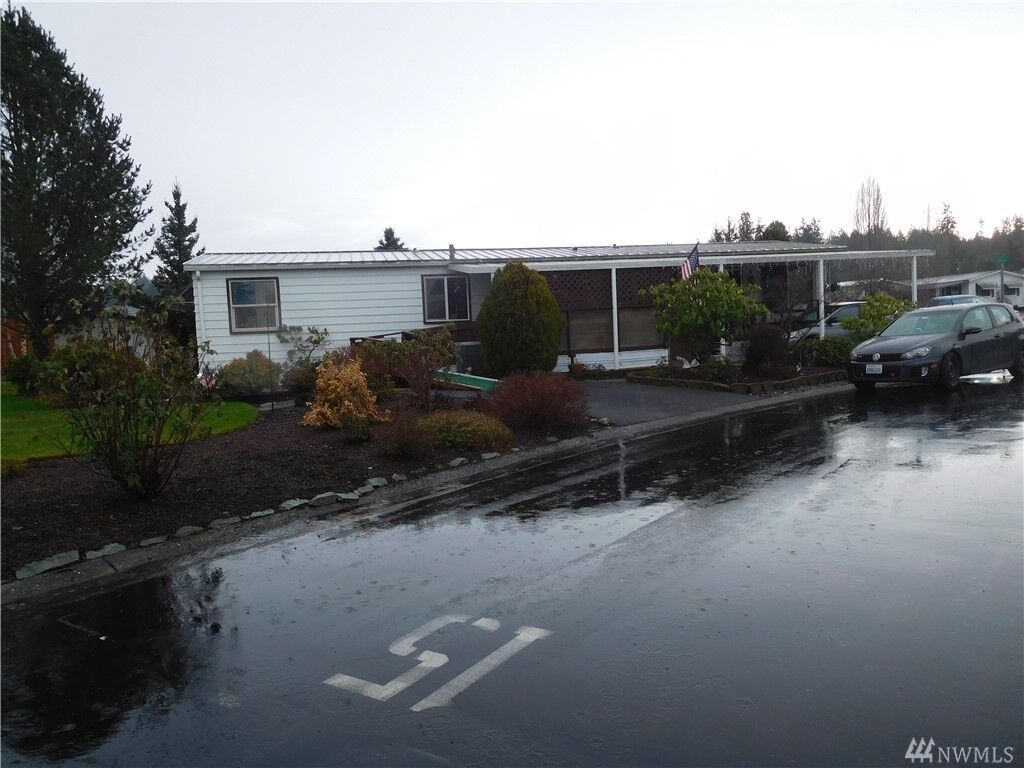 Property Photo:  2725 E Fir St 20  WA 98273 