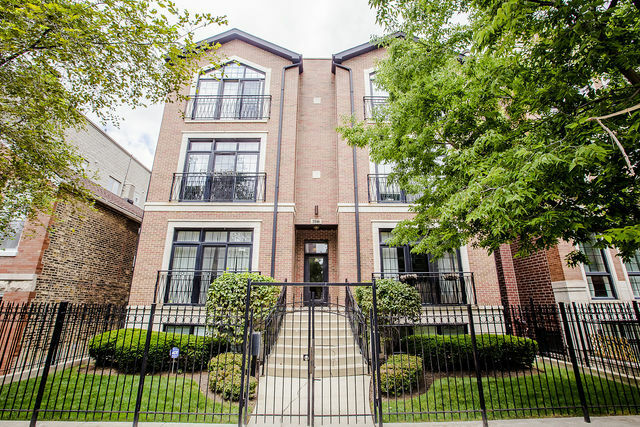 Property Photo:  1846 Armitage Avenue 3W  IL 60622 