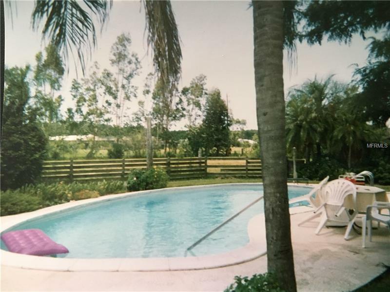 Property Photo: 3570 Tallevast Road FL 34243