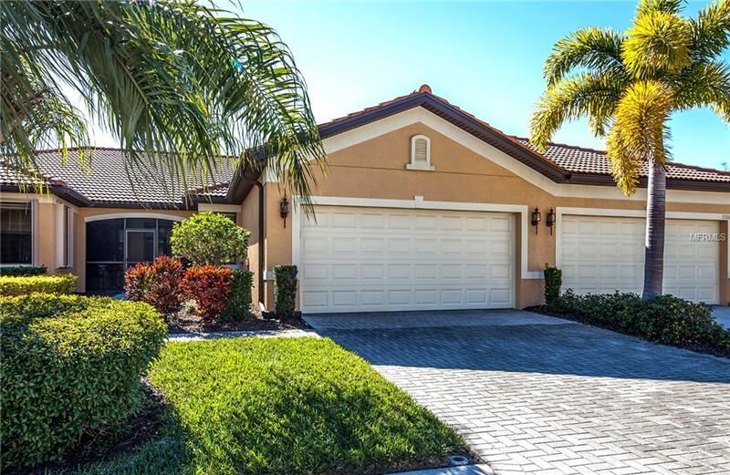 Property Photo: 11073 Campazzo Drive FL 34292