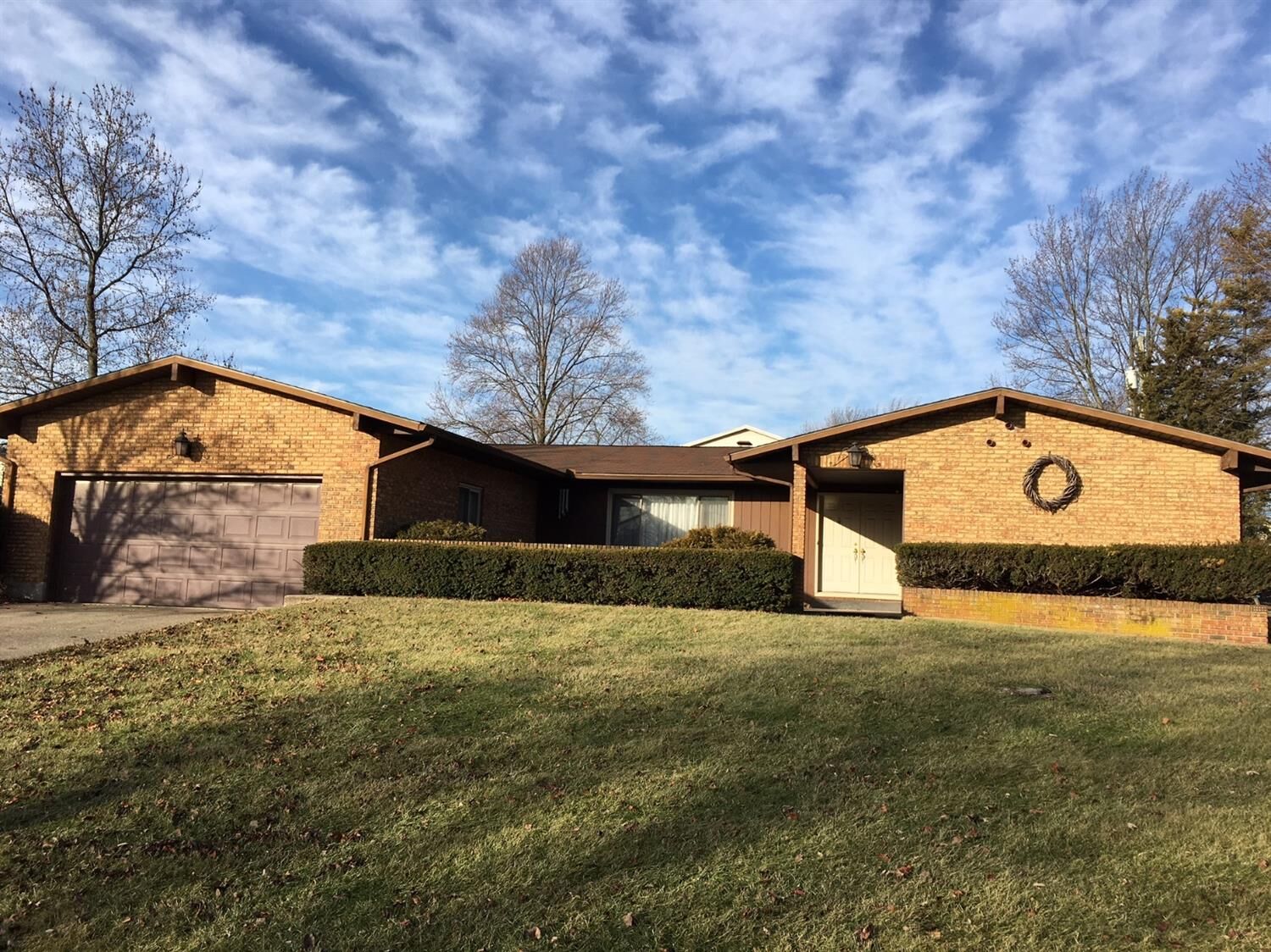 Property Photo:  1600 Woodhall Court  OH 45042 