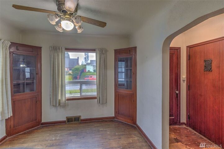 Property Photo:  217 S 58th St  WA 98408 